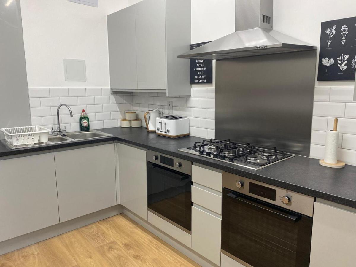 A Beautiful Newly Renovated Home: The Arlingford ロンドン エクステリア 写真